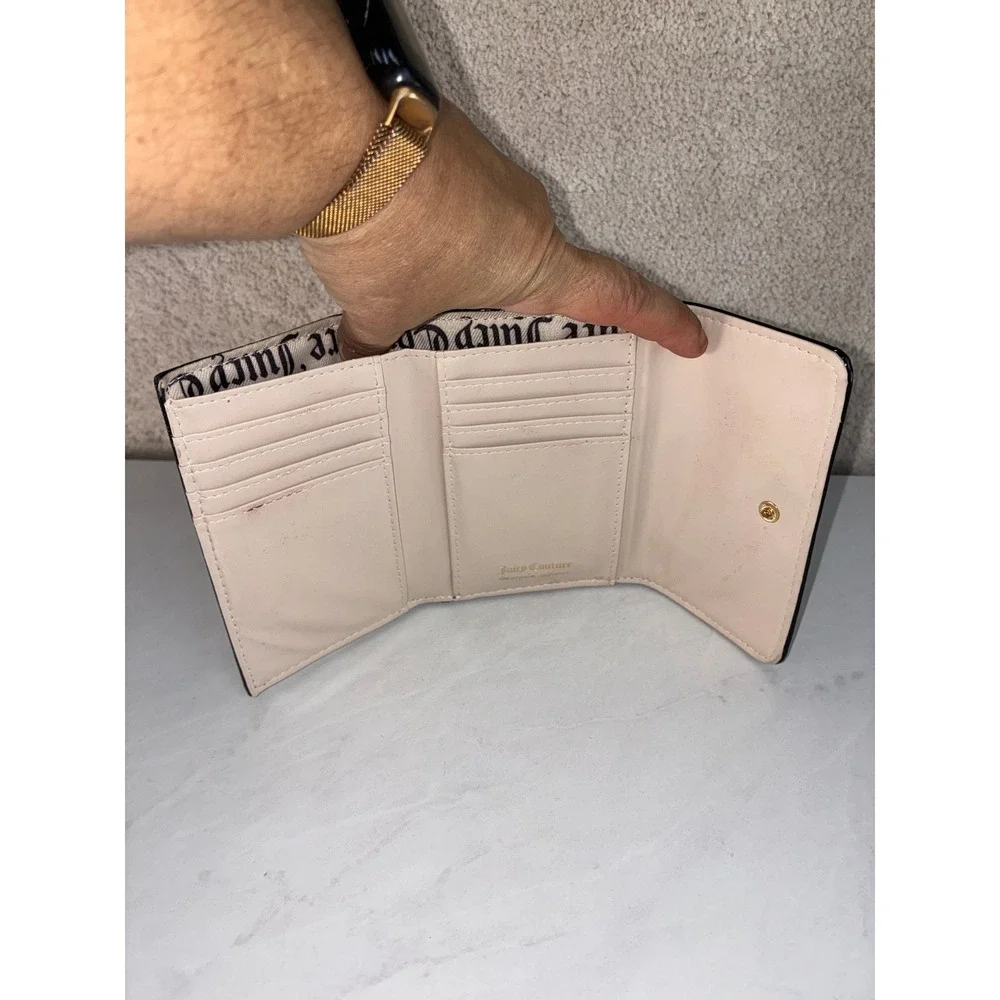 Juicy Couture Black Trifold Wallet - OS - Patent Monogram Heart Charm Y2K Glam